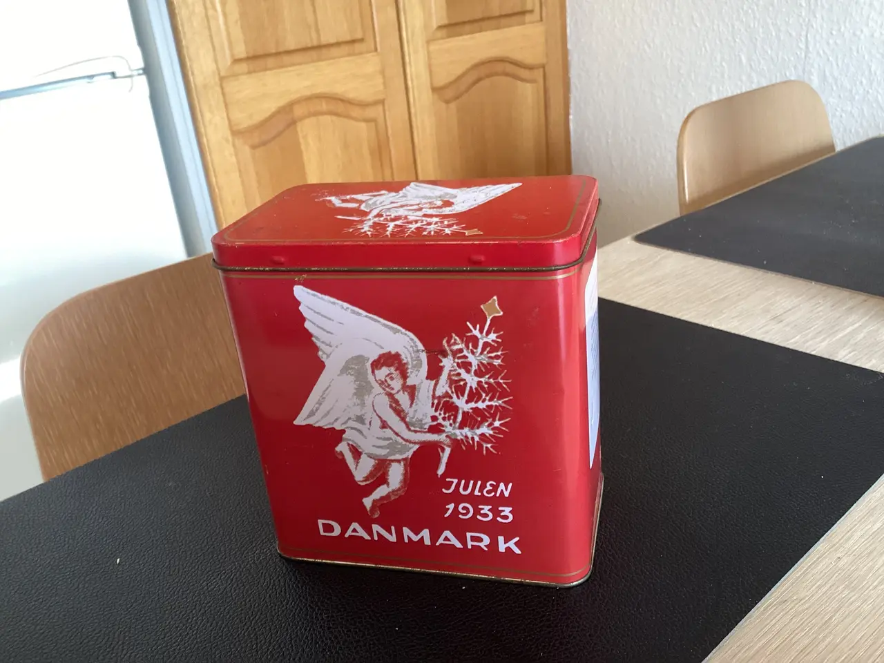 Billede 1 - Gl. Kage/kaffedåse  