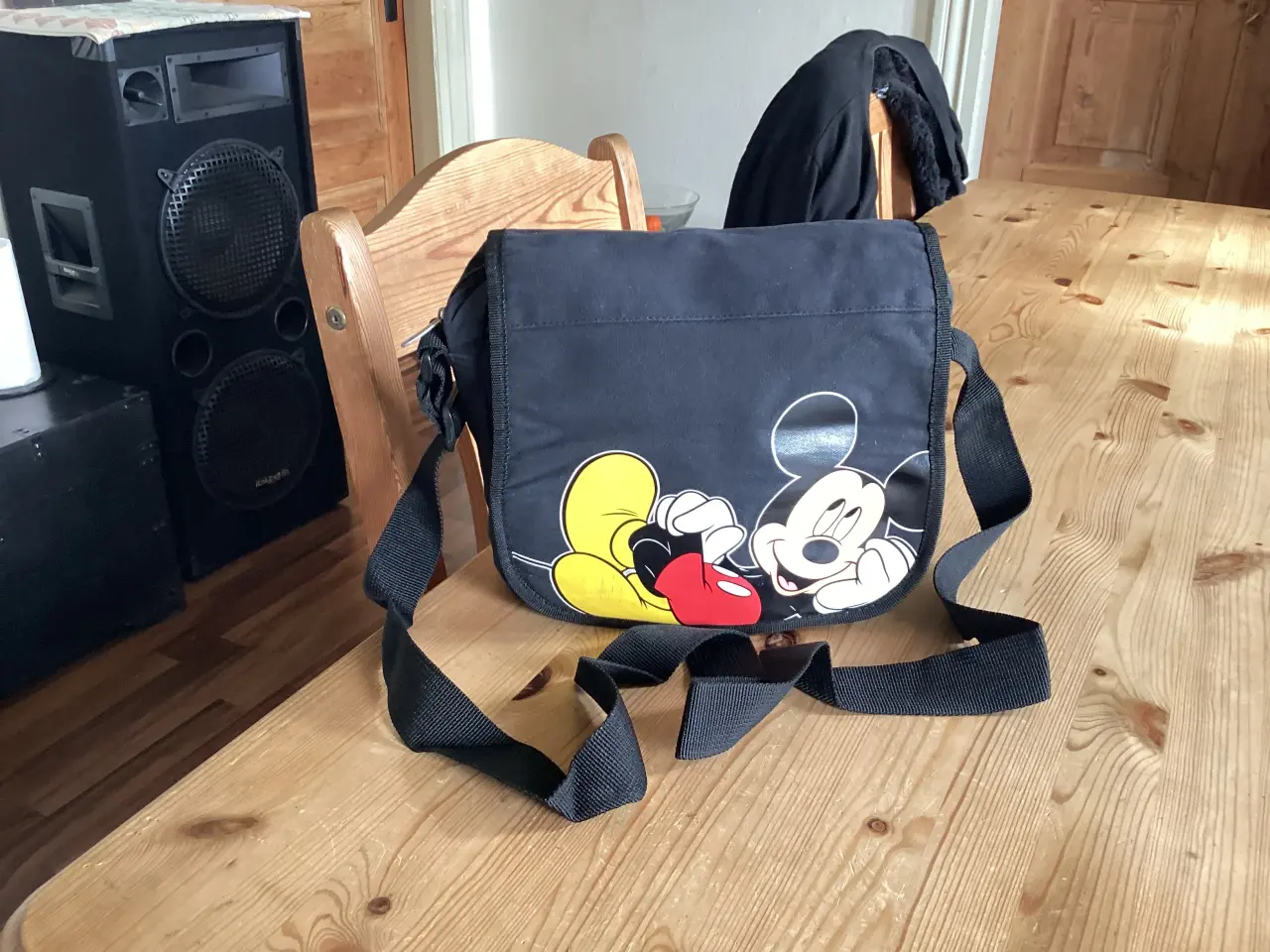 Billede 1 - Disney Taske.