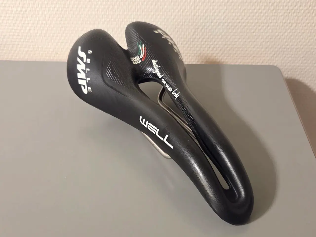Billede 2 - Selle SMP Well saddle Brugt 1 måned