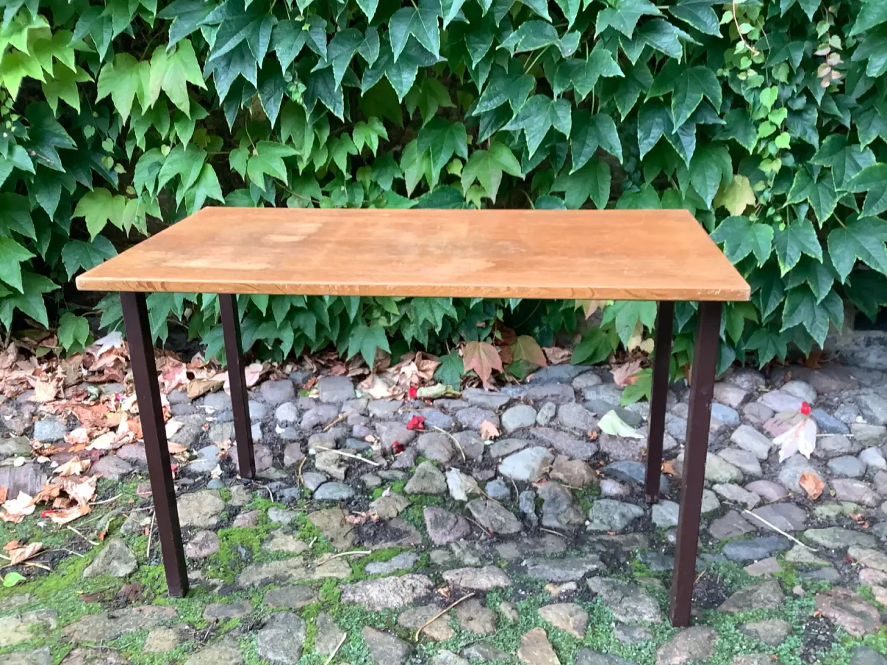 Billede 2 - Retro skolebord teaktræ med stålben