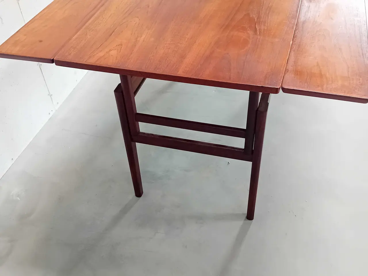 Billede 5 - Spisebord/sofabord teaktræ
