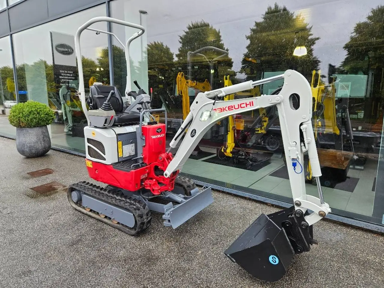 Billede 1 - Takeuchi TB 210 R