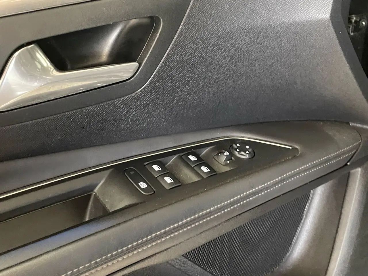 Billede 7 - Peugeot 3008 1,2 e-THP Allure 130HK 5d 6g