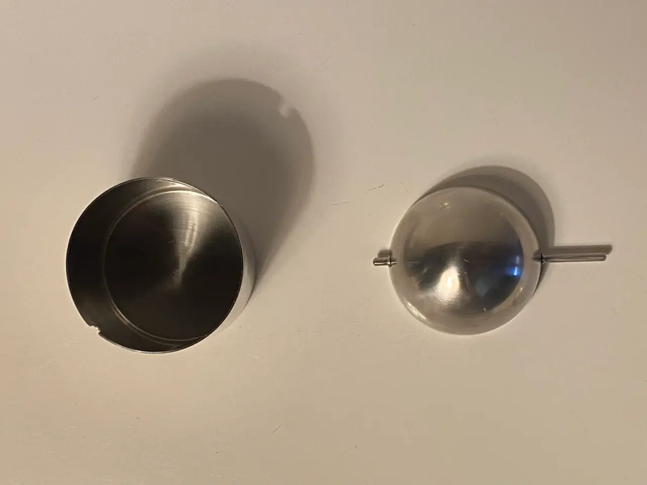 Billede 2 - Stelton Design Arne Jacobsen vip.bæger kr. 100,-