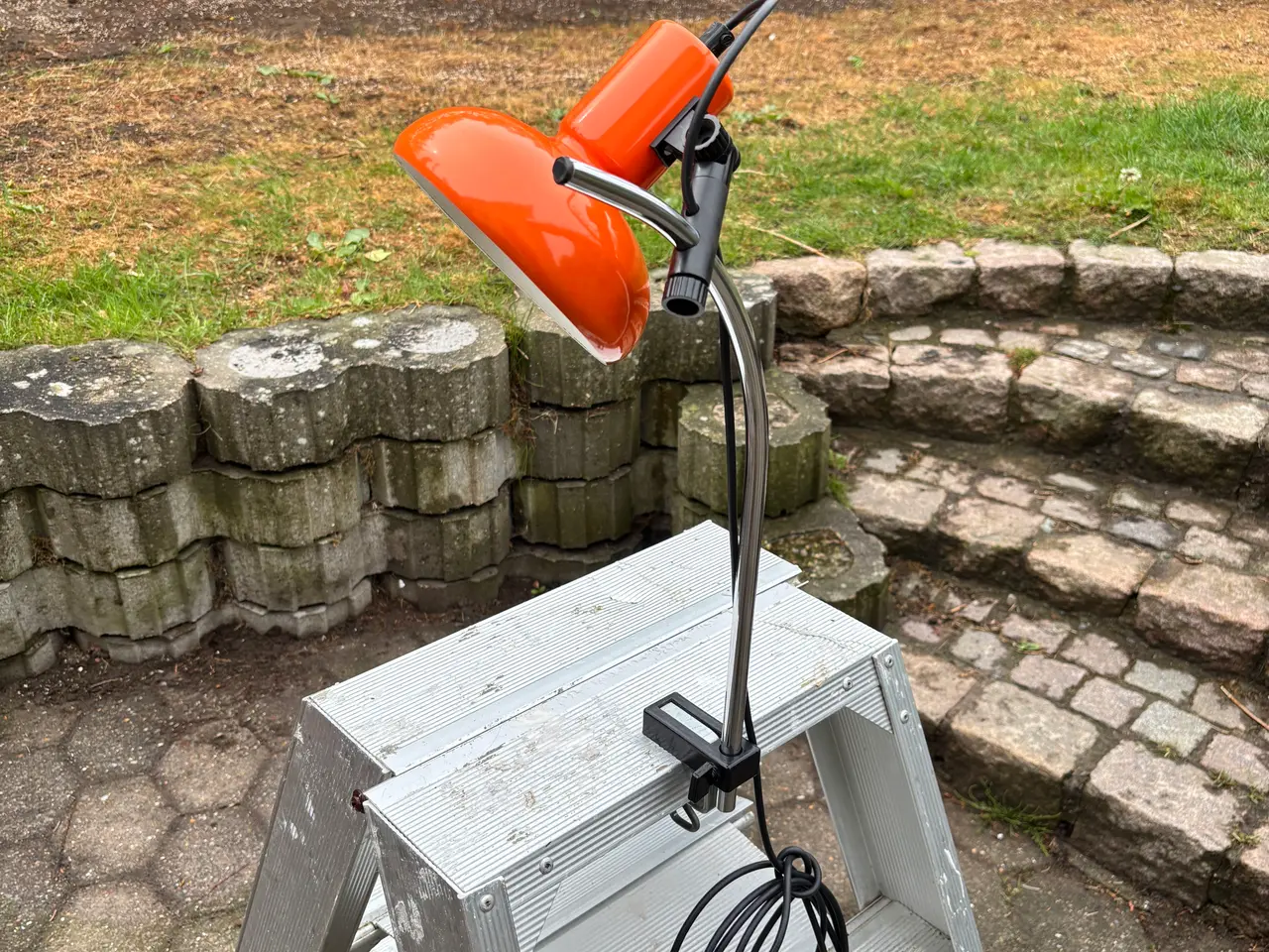 Billede 2 - Istandsat retro arkitektlampe – Orange 70’er ikon