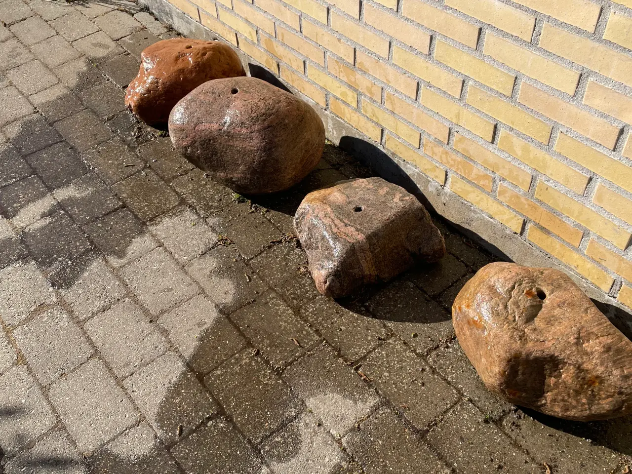 Billede 1 - vandsten springvand havedam