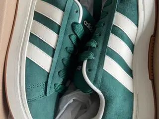 Adidas Grand Court Alpha 00s Sneakers str 44