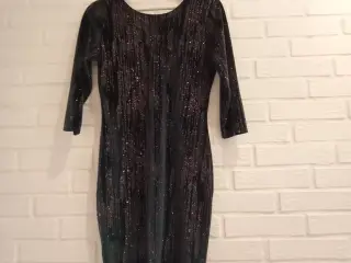 Kjole med glitter glimmer