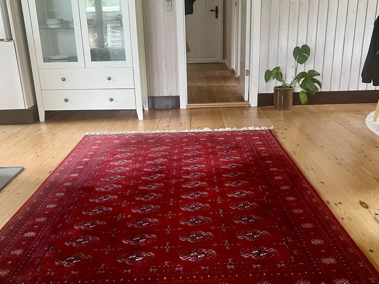 Billede 1 - Rødt orientalsk ægte tæppe med mønster