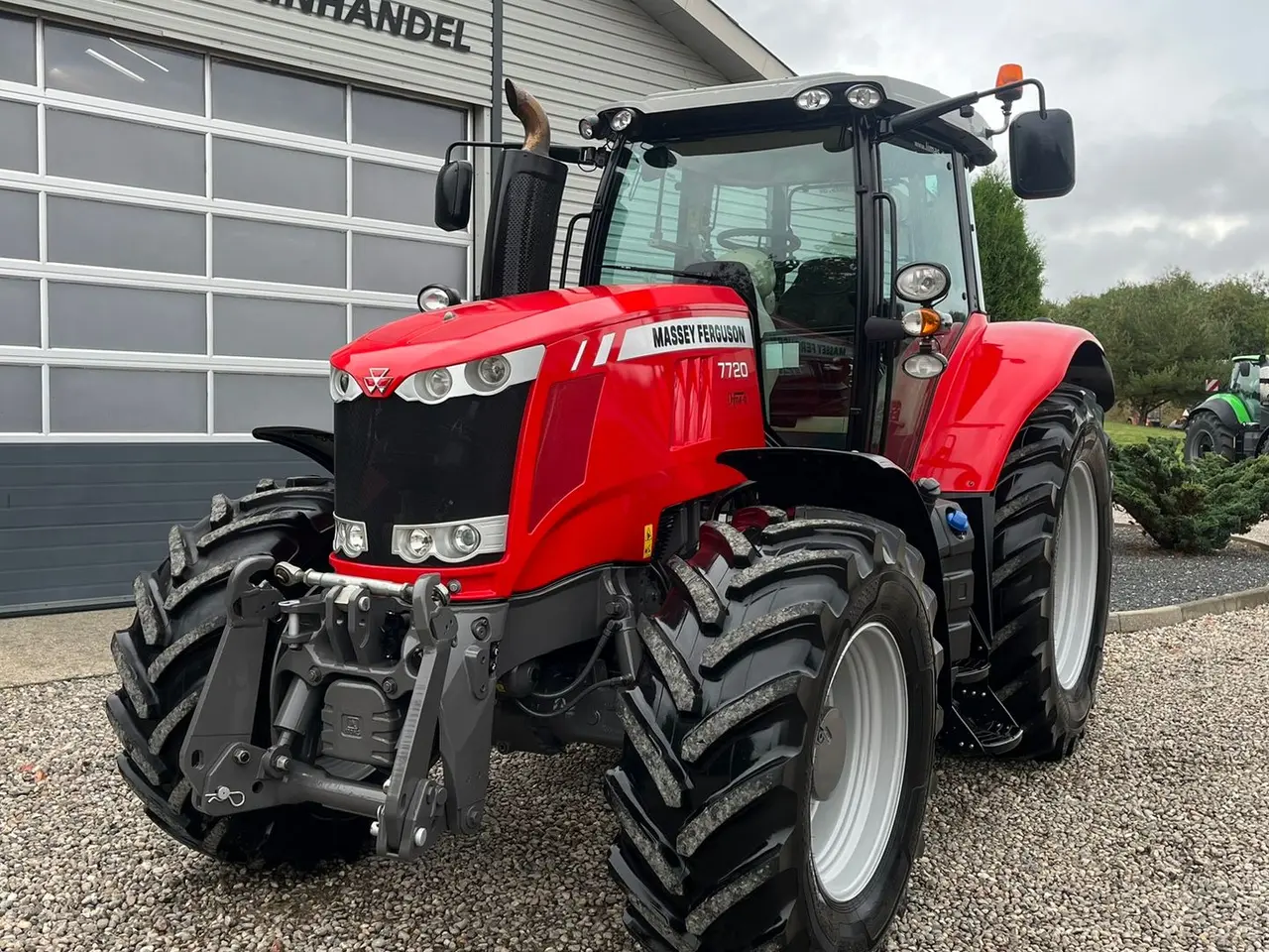 Billede 10 - Massey Ferguson 7720 Med frontlift og 4stk næsten nye dæk.