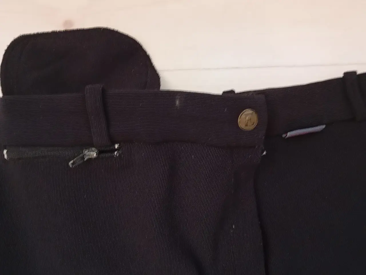 Billede 8 - Klassiske ridebukser med fuld skind bag.