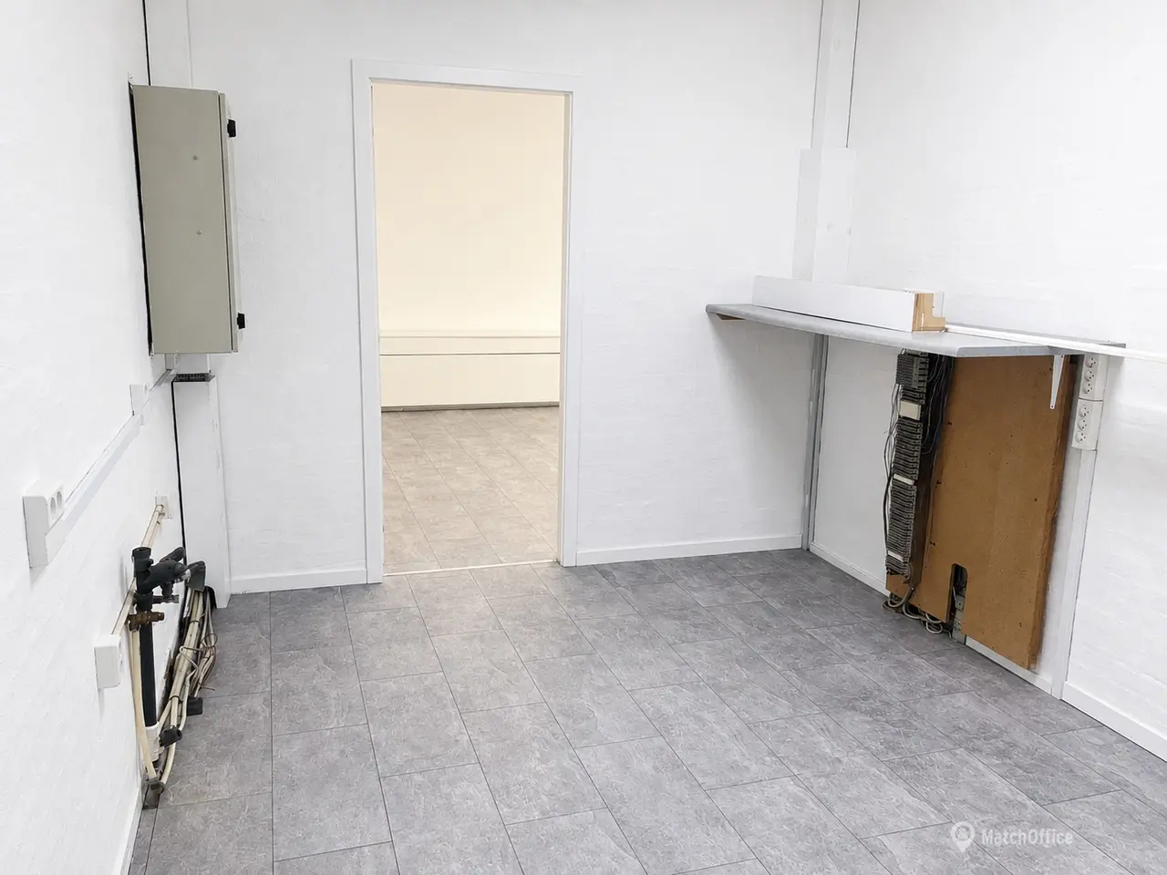 Billede 11 - Velbeliggende og lyst klinik-/behandlerlokale i Bording ErhvervsPark