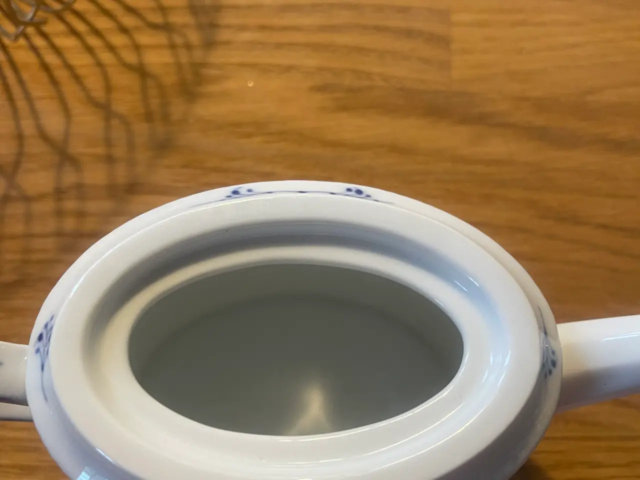 Billede 4 - Royal Copenhagen Musselmalet riflet – lille kande