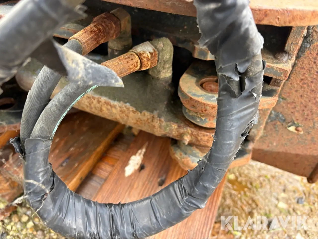 Billede 12 - Hydraulisk kipskovl 2 styk med 4 skovle