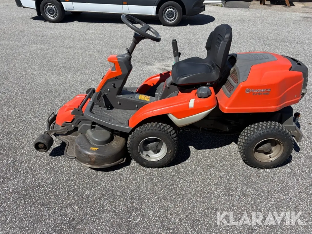 Billede 2 - Græsslåmaskine Husqvarna R216 AWD