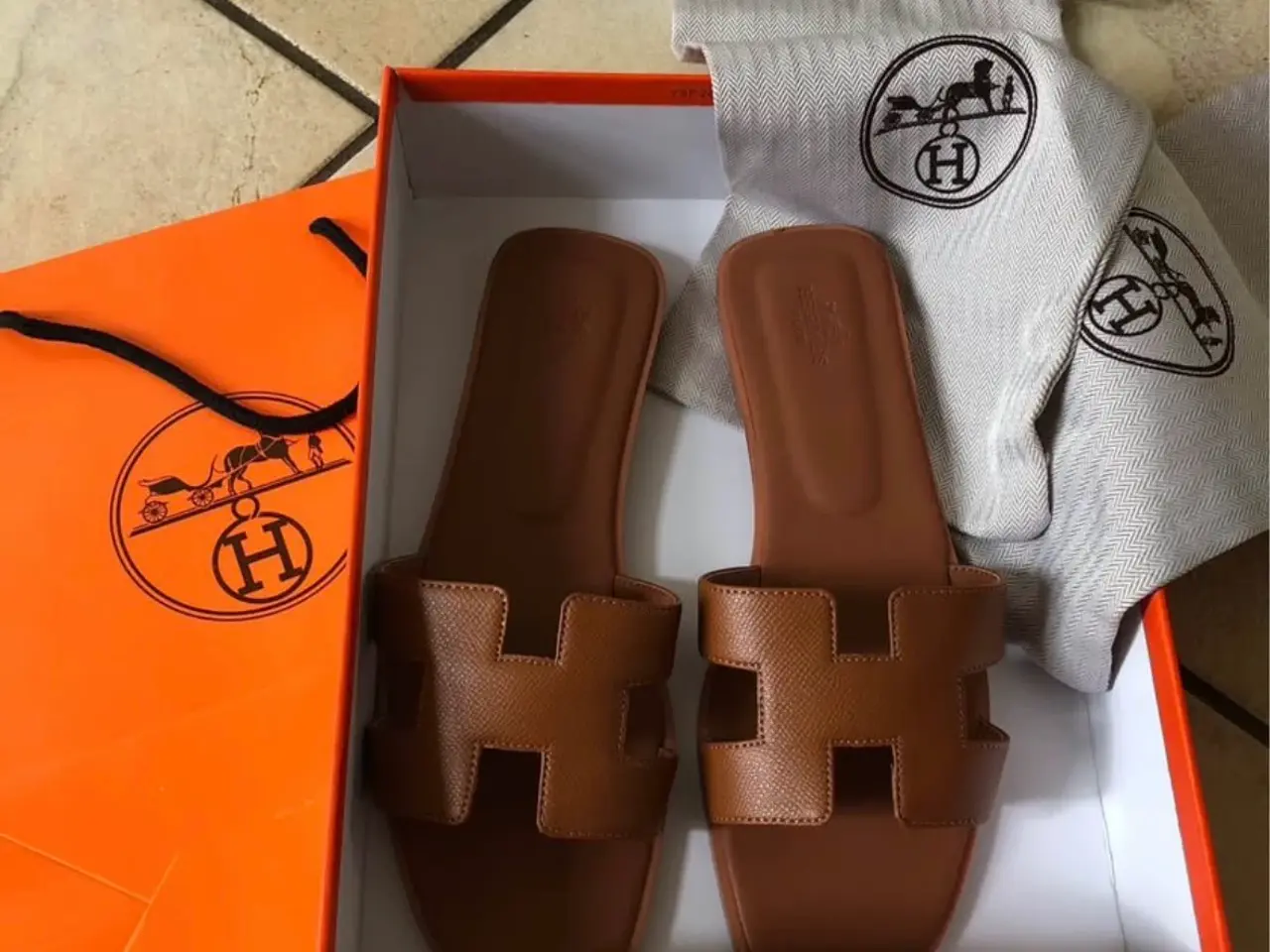 Billede 1 - Hermes oran sandaler