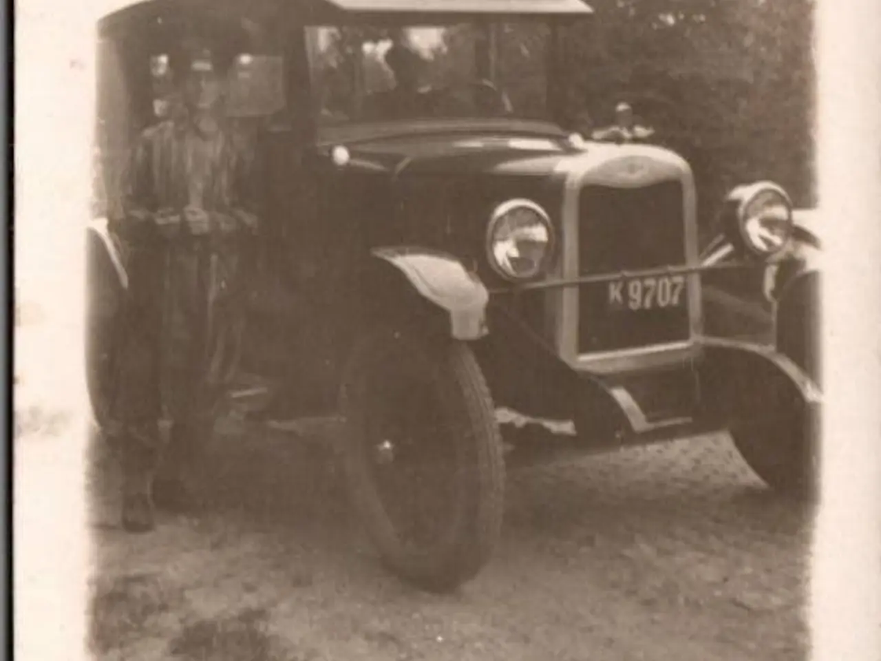 Billede 1 - Bilens Ejer : Cigarhandler D. Jørgensen - Frederiksborgvej 205 - Fotokort - Ubrugt