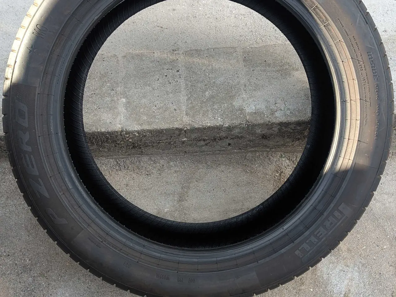 Billede 3 - Nye Pirelli 19" sommerdæk 245/45 102Y