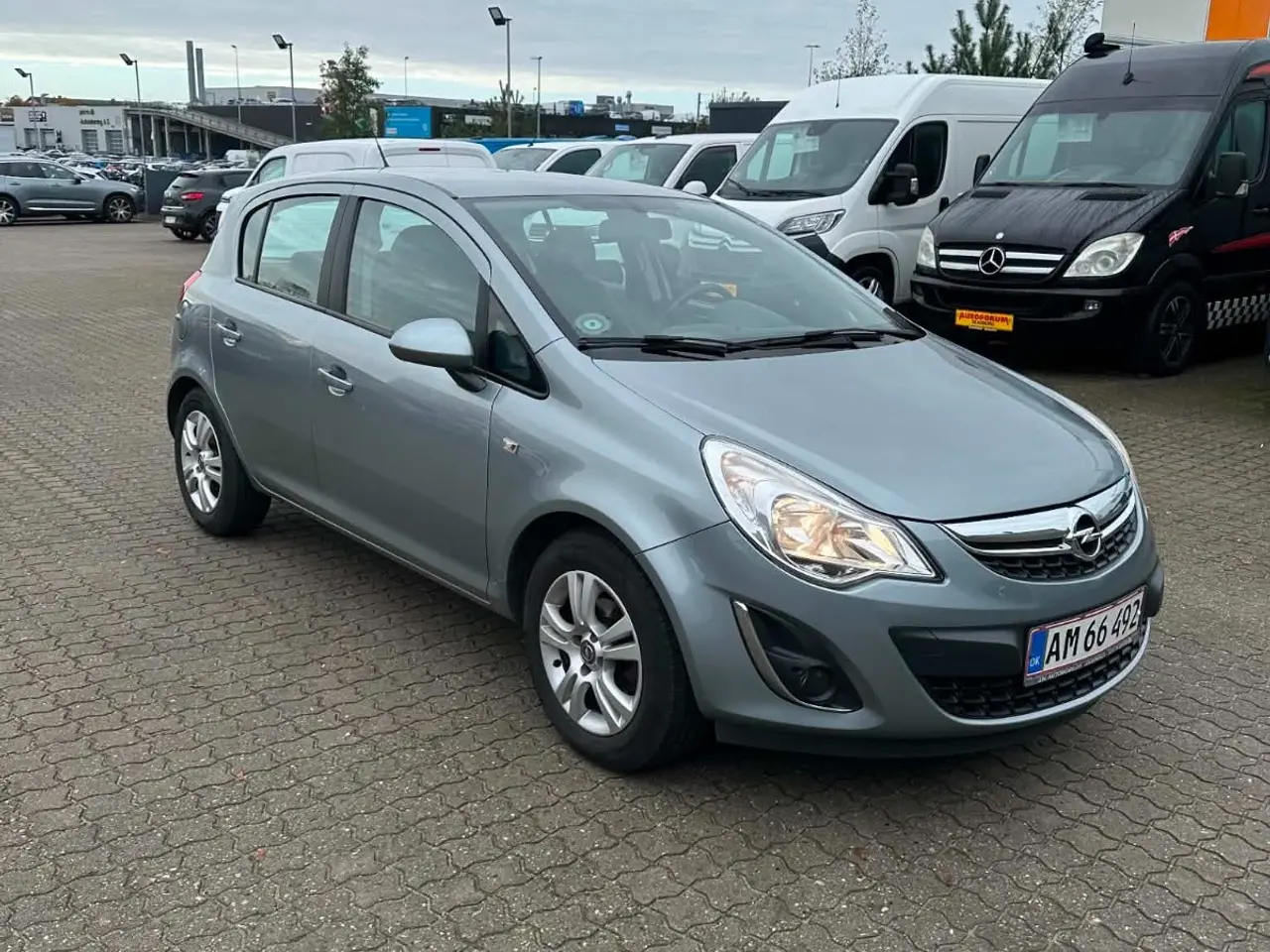Billede 2 - Opel Corsa 1,2 16V Cosmo