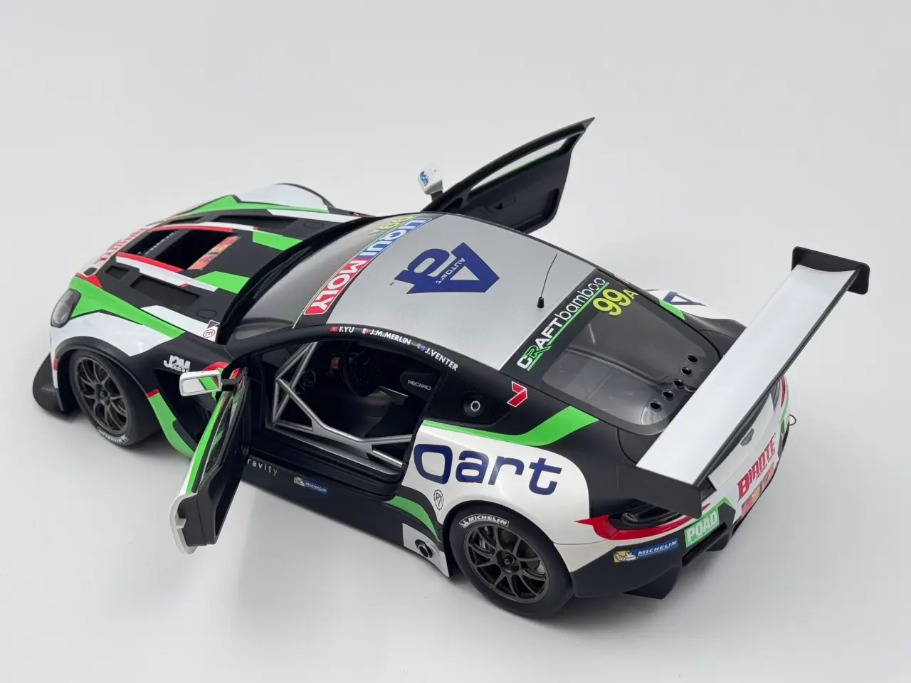 Billede 4 - 2015 Aston Martin Vantage V12 GT3 - 1:18