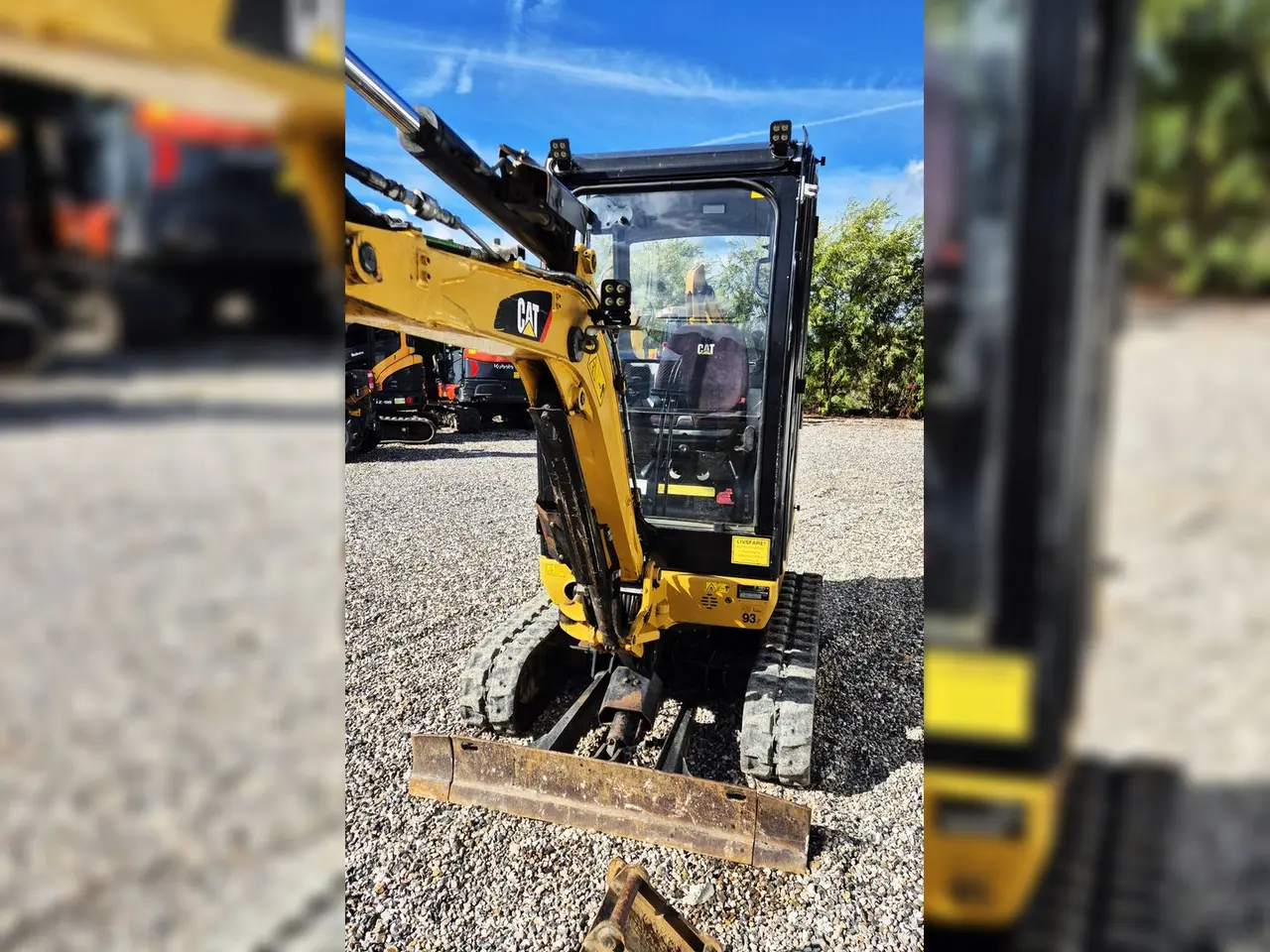 Billede 4 - Caterpillar 301.7D / nyere Tiltman og skovlsæt / 3800 timer og årgang 2016