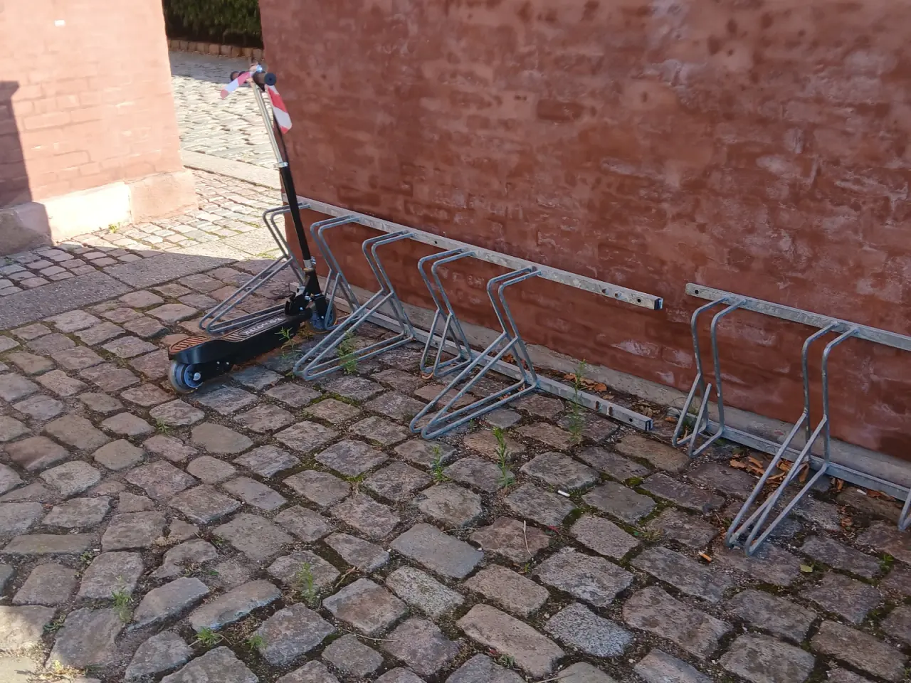 Billede 1 - Cykelstativer