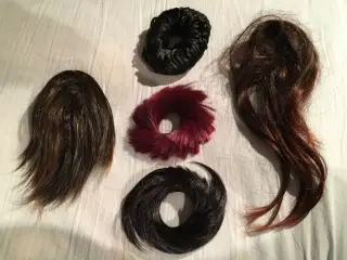 Diverse syntetisk hårpynt