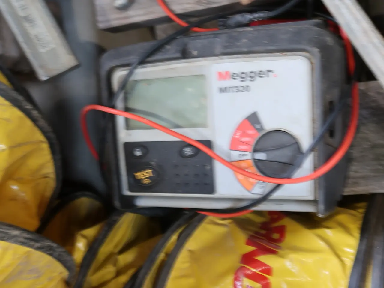 Billede 1 - Isolations- og gennemgangstester MEGGER MIT320