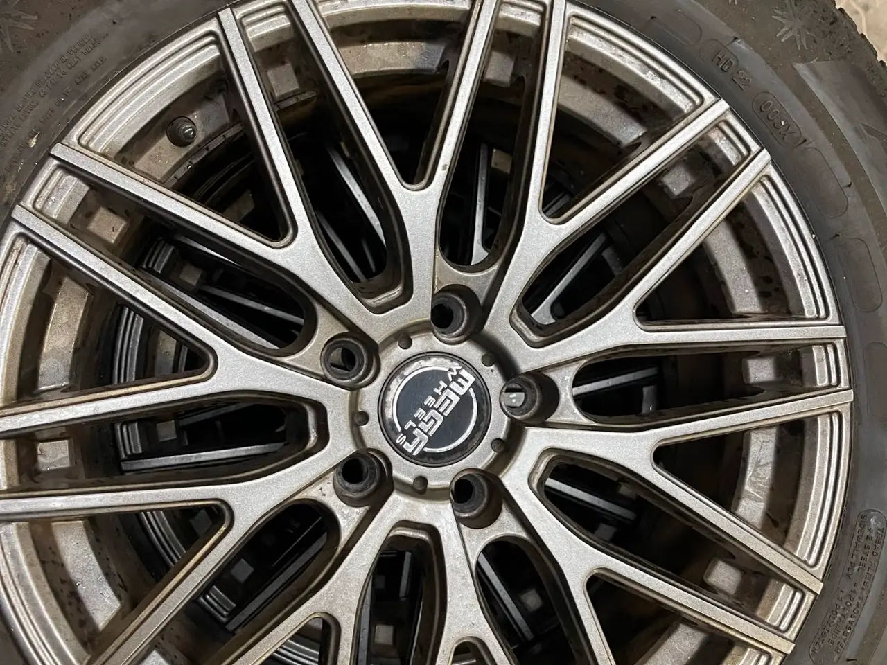 Billede 7 - 17 tommer alufælg med vinterdæk fra Michelin (tidl