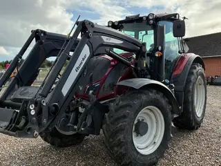 Valtra N174