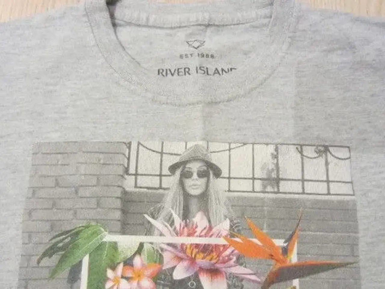 Billede 2 - Str. 7-8 år, t-shirt