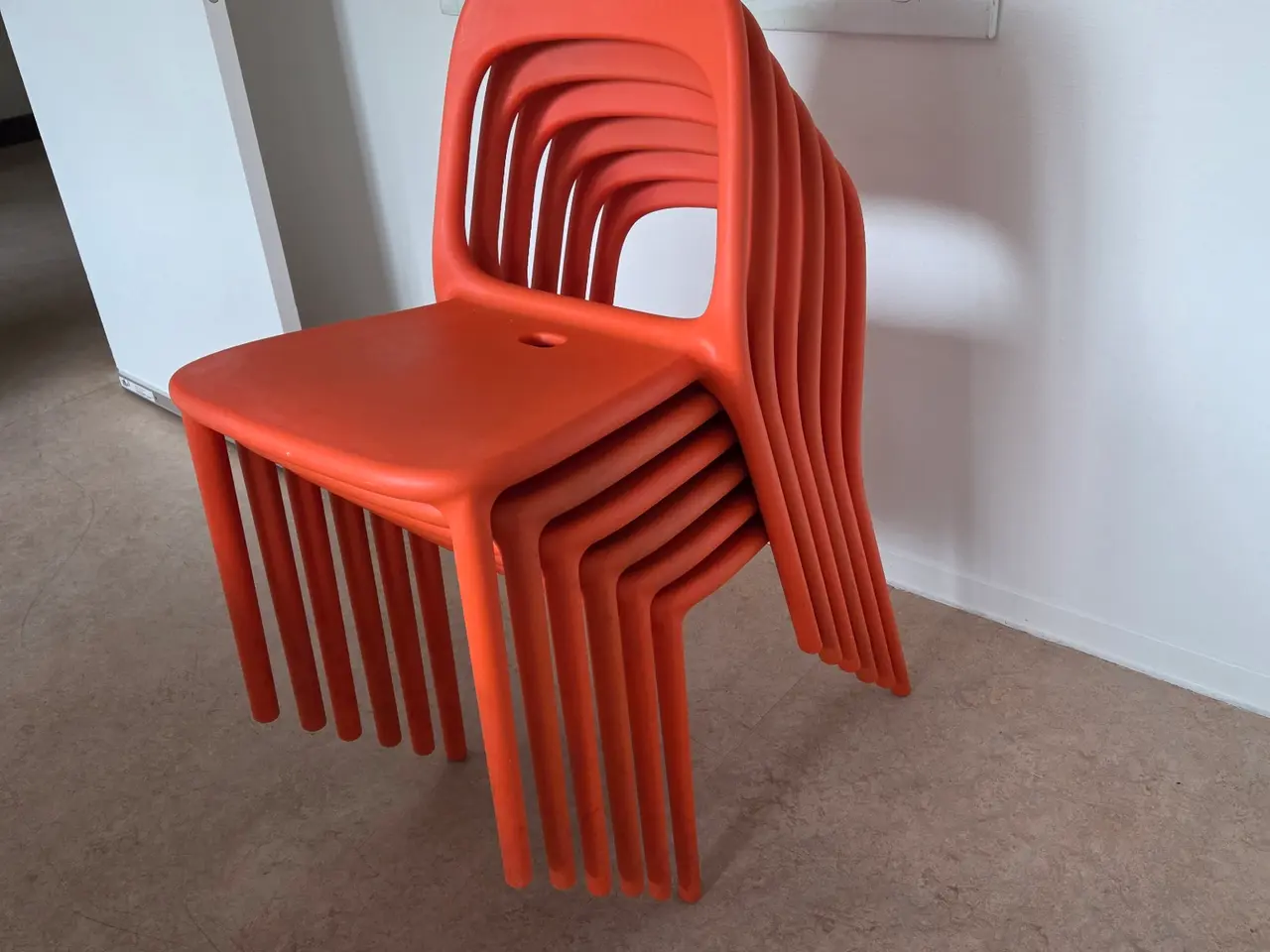 Billede 2 - 6 stk URBAN IKEA stole inkl. Hynder. Bord gratis.