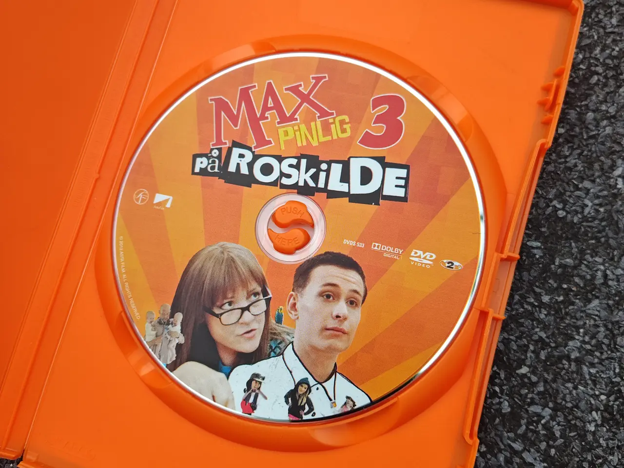 Billede 2 - Max Pinlig 3 på Roskilde DVD