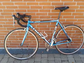 TREK (SLR) SUPER LIGHT RACING 
