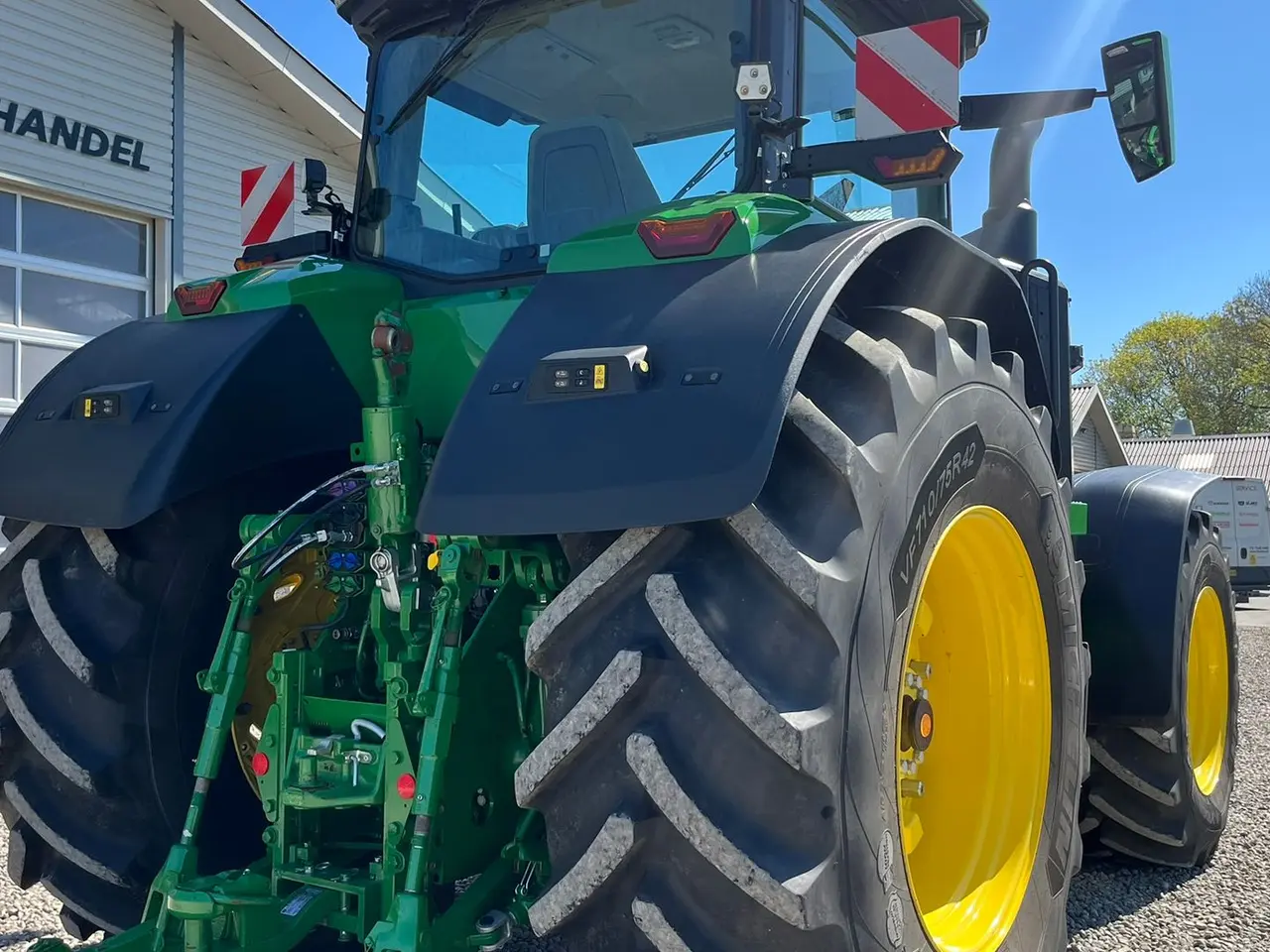 Billede 17 - John Deere 8R 370 Command PRO, med den store Michelin UltraFlex High Traction dæk montering. DEN ER SOM NY.