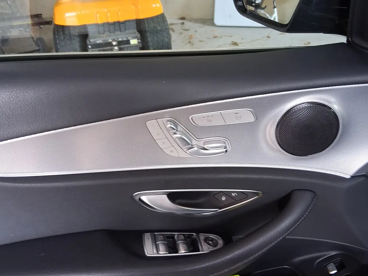 Billede 4 - mercedes E220 amg line sport style
