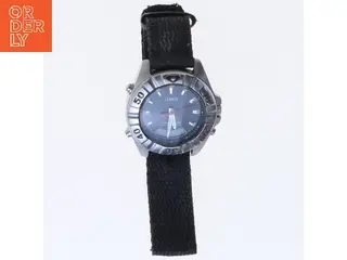 Lorus armbåndsur Ø 4,5 cm fra Lorus (str. Ø 4,5 cm)