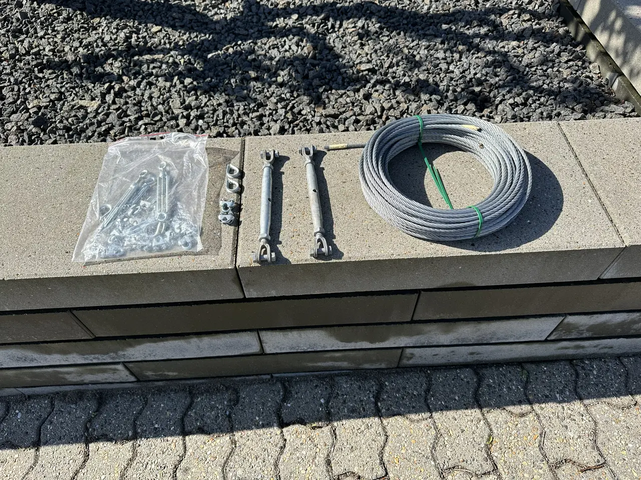 Billede 2 - Ø6 stålwire ca. 30 meter samt bespænding