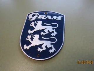 1 stk Metal Skilt Brdr Gram