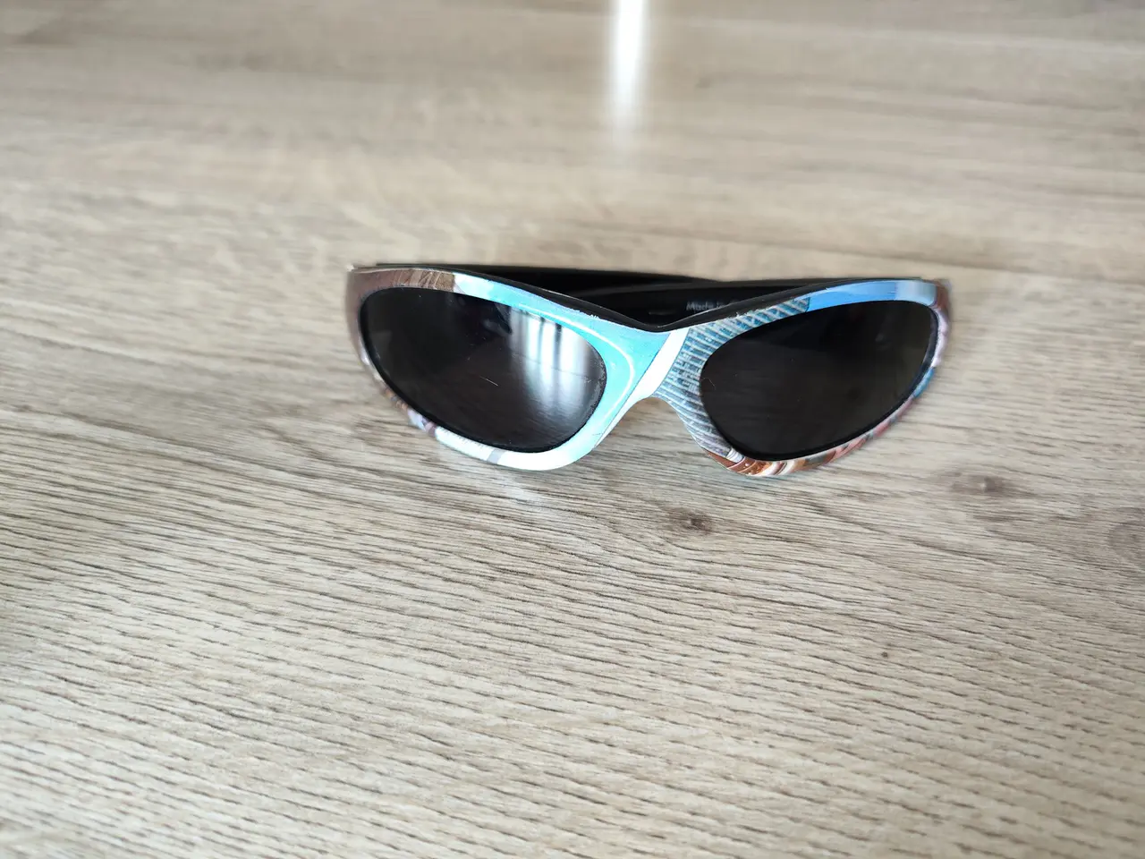 Billede 1 - Børne solbrille sort med Spiderman