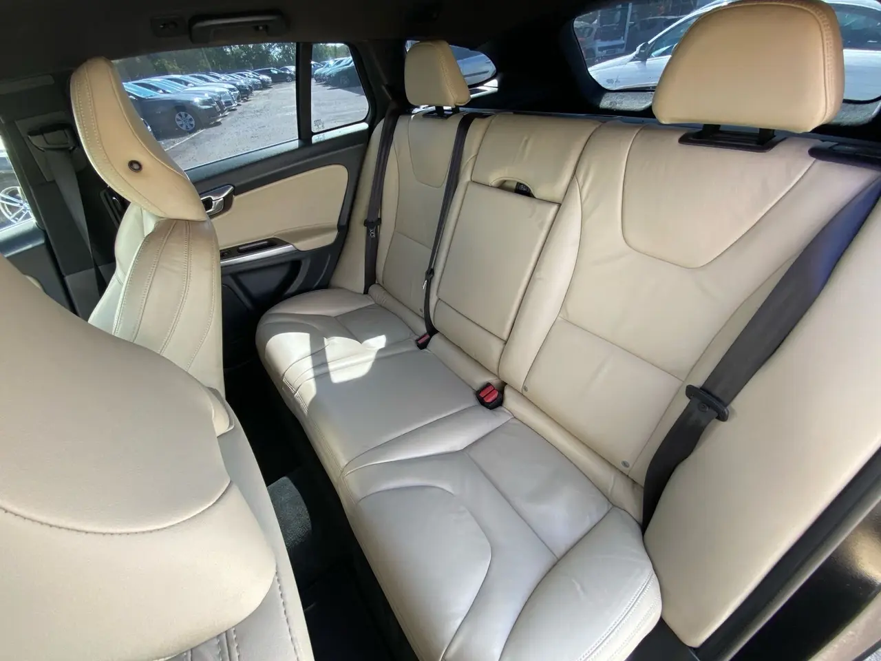 Billede 12 - Volvo V60 2,4 D5 Momentum 215HK Stc 6g Aut.