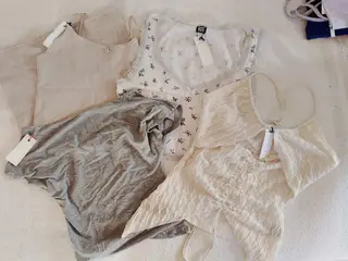 Toppe, BH, Shorts m.m.m. Str. 12-16 år.