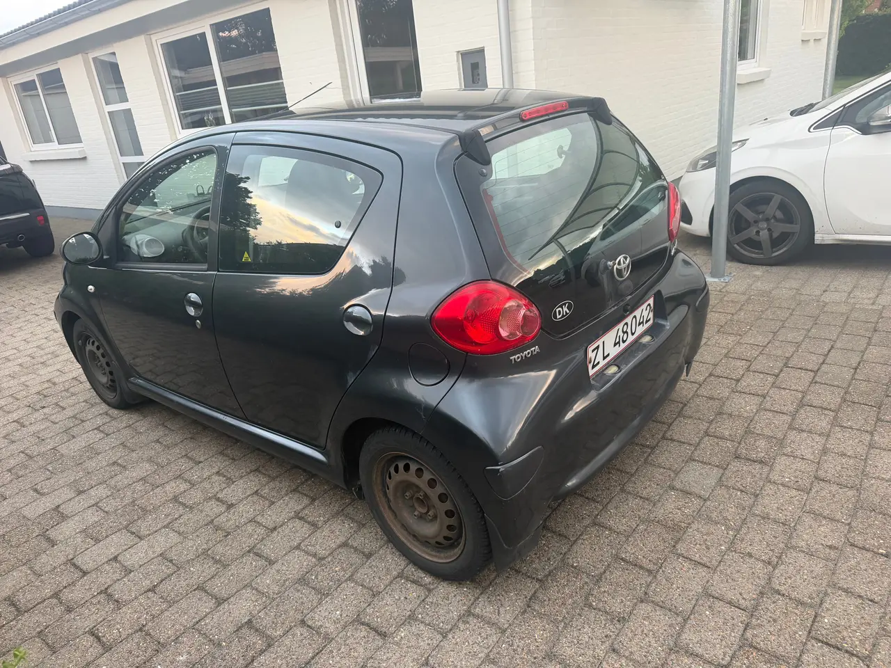 Billede 4 - Billig Toyota Aygo 3 måneder til syn