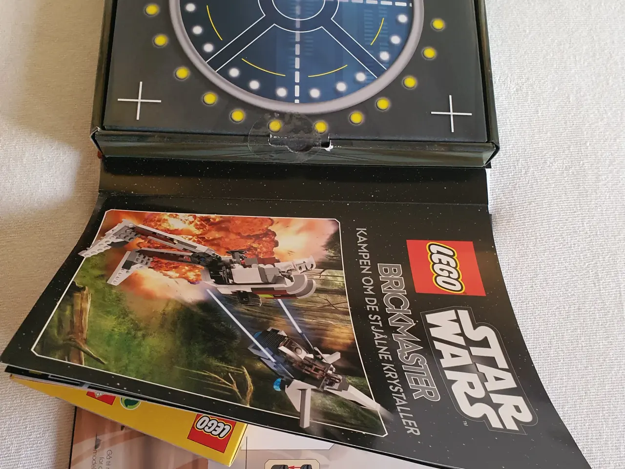 Billede 3 - Lego "Star Wars" bog