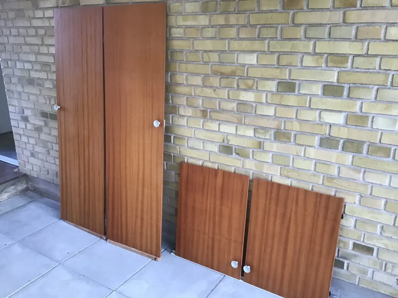 Billede 1 - Skabslåger teak træ 4 garderobelåger køkkenlåger