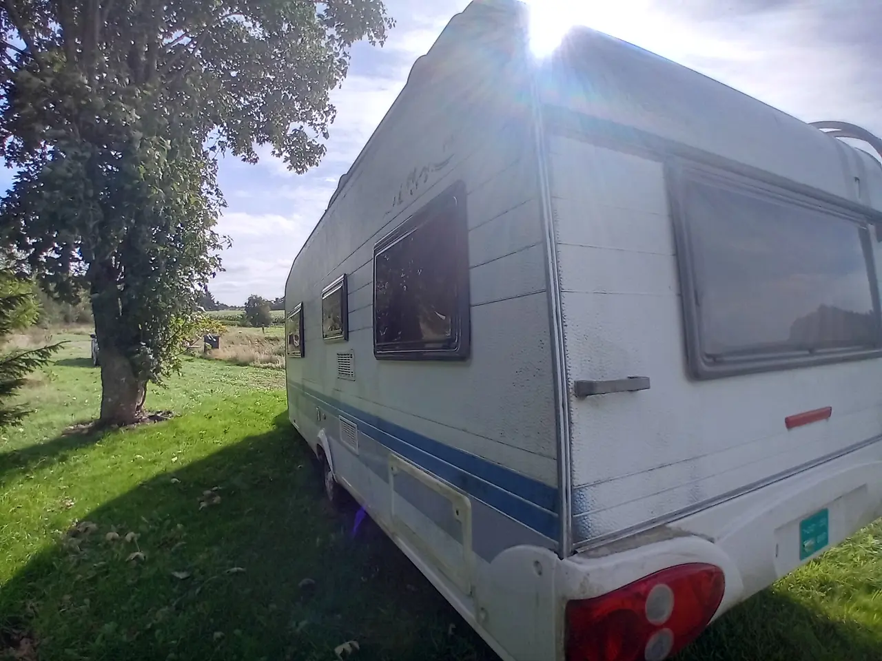 Billede 2 - Campingvogn Hobby 560 arg.2002 UDEN registrerings