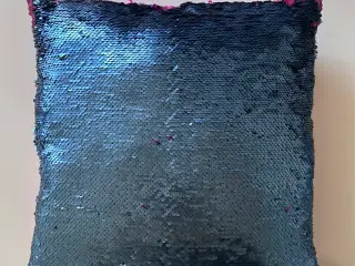 Paillet pude, to-farvet, pink og blå