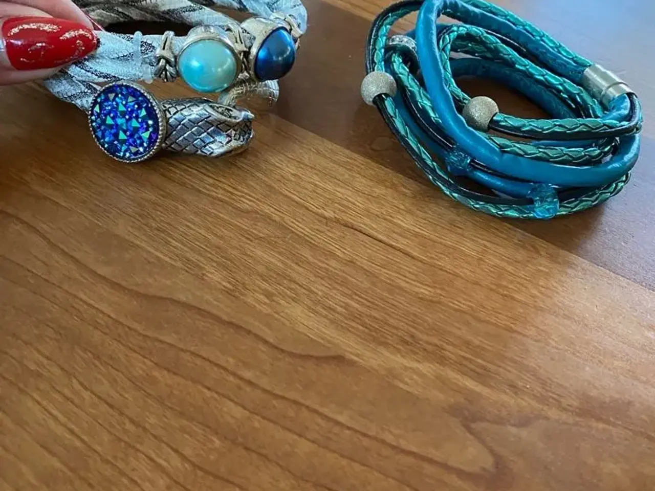 Billede 5 - Fede blå armbånd