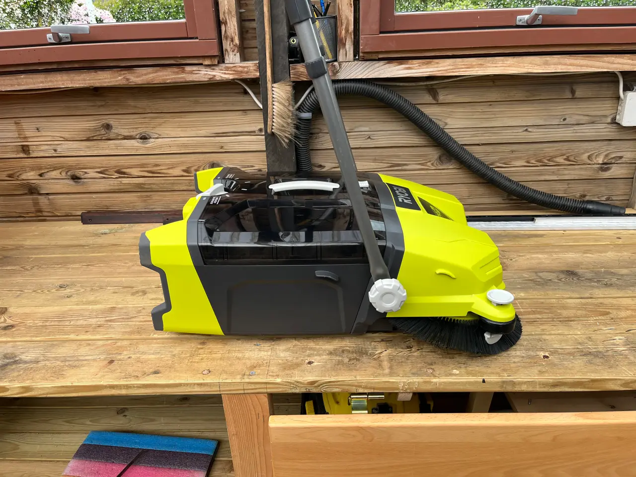 Billede 2 - Ryobi One fejemaskine 