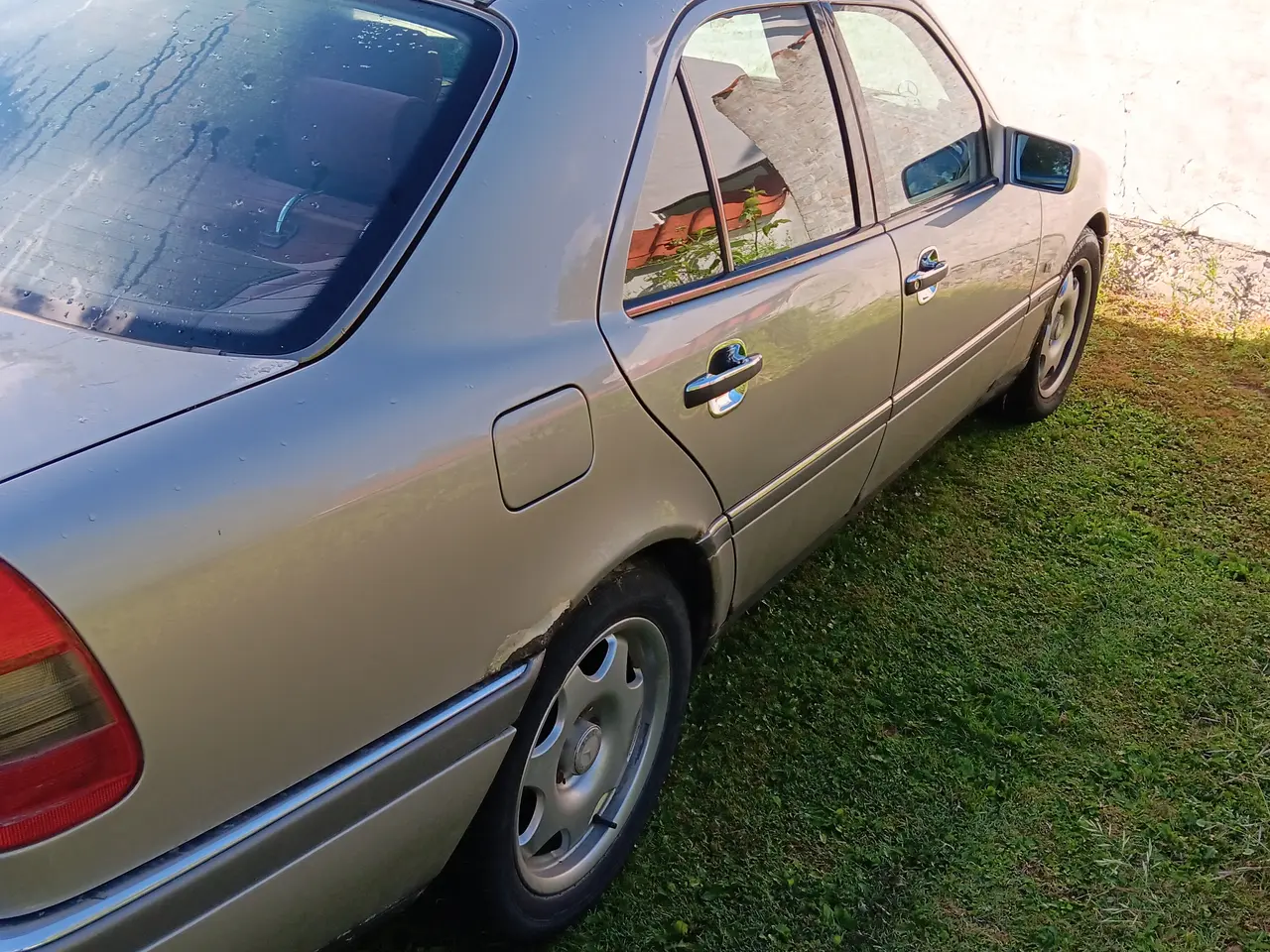 Billede 2 - Mercedes c280 med plader